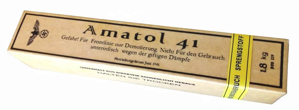 Reproduction d'une charge explosive allemande de 1,8 kg d'Amatol 41