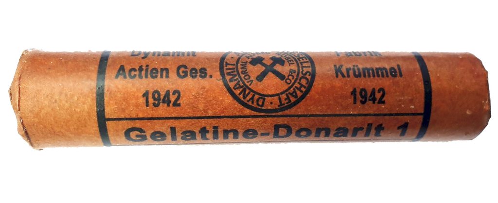 Reproduction d'un baton de dynamite allemand Gelatine-Donarit 1