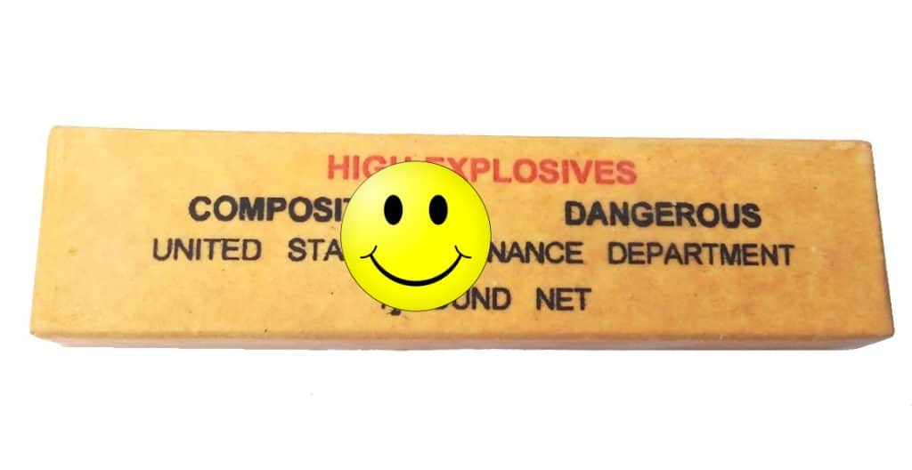 Reproduction d'une charge explosive US composition C- 1/2 pound net datant de 1944